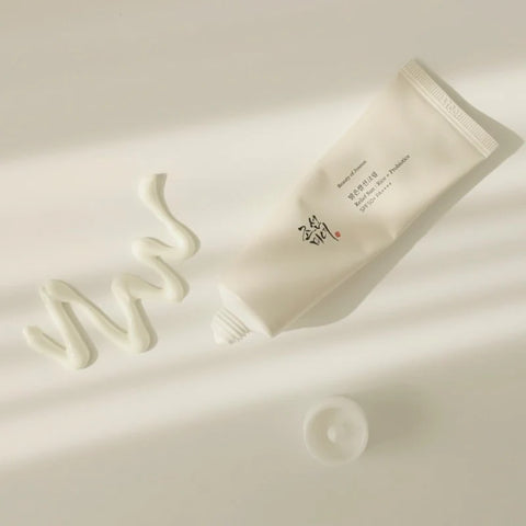 Sollievo dal sole: Riso + Probiotici SPF50+