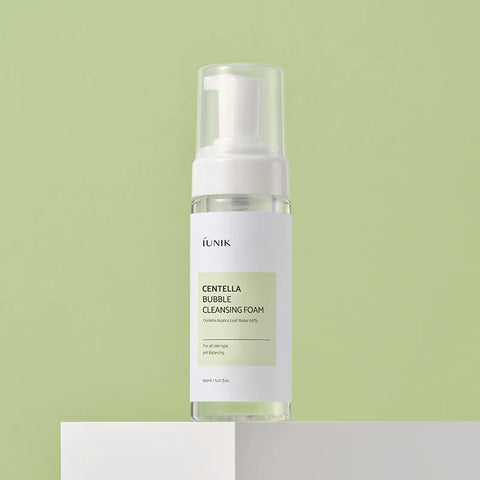Schiuma detergente alla centella
