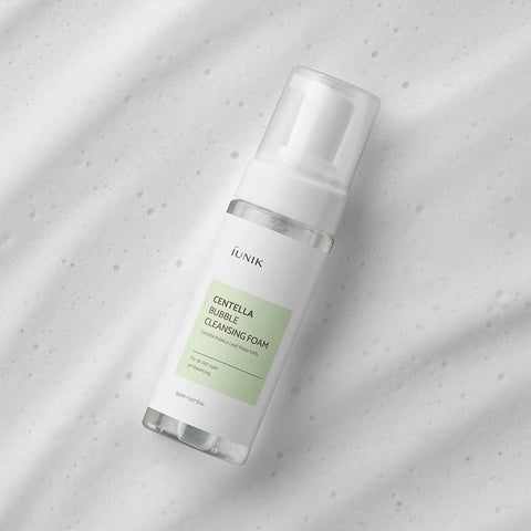 Schiuma detergente alla centella
